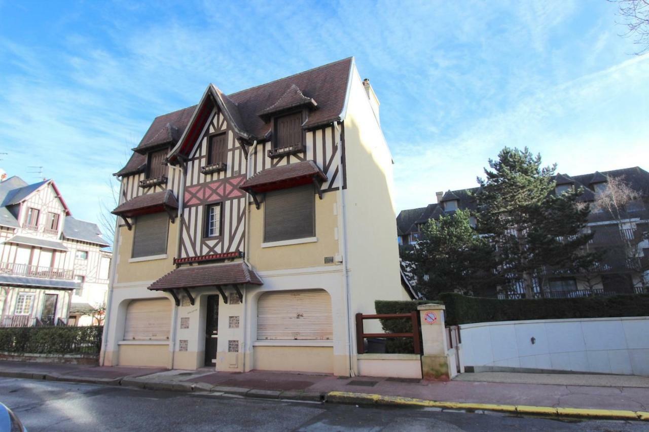 Le Royal Appartement Deauville Buitenkant foto